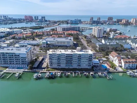 223 Island Way Clearwater FL 33767