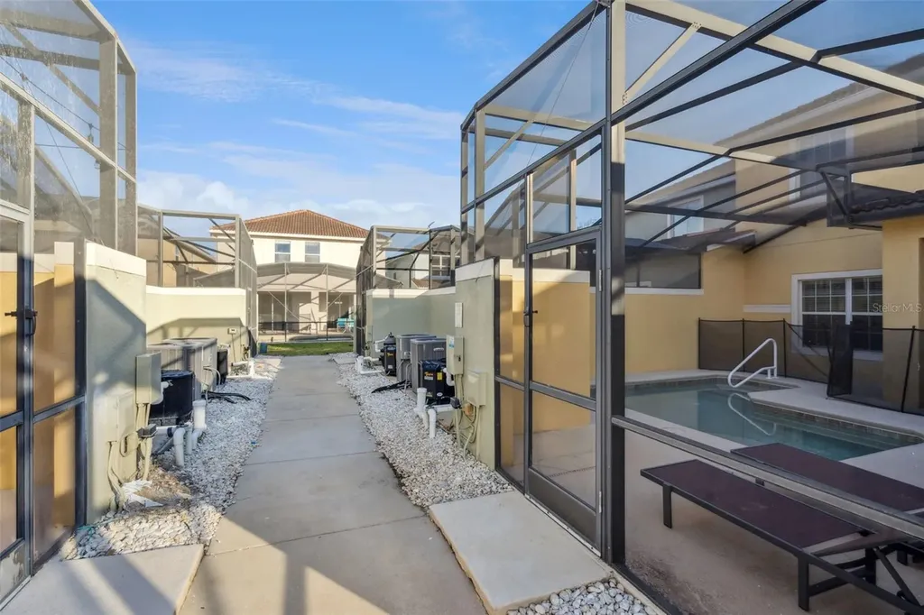 8957 Sugar Palm Road Kissimmee FL 34747