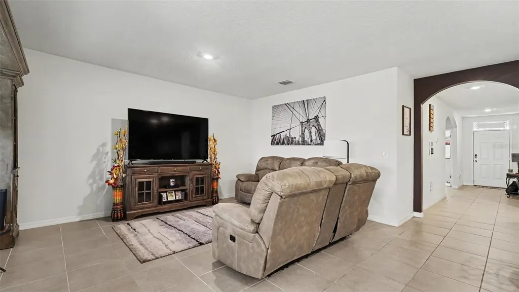 348 Hickory Course Radial Ocala FL 34472