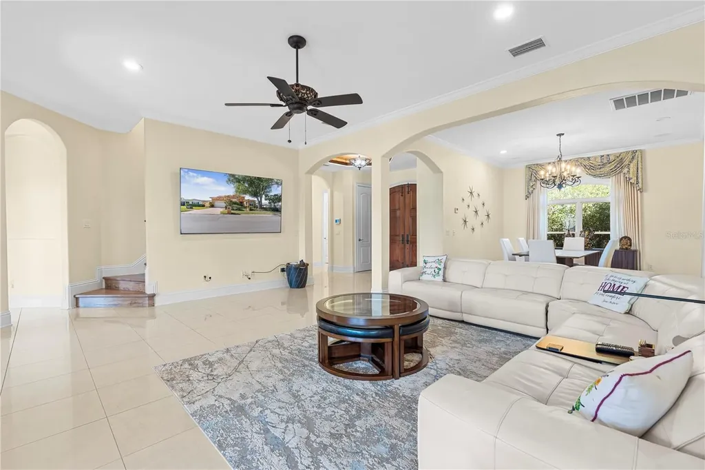3952 Versailles Drive Tampa FL 33634