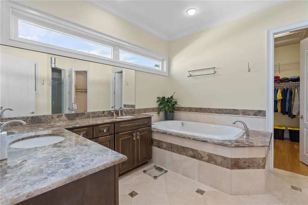 3952 Versailles Drive Tampa FL 33634