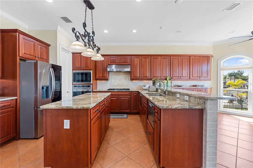 3952 Versailles Drive Tampa FL 33634