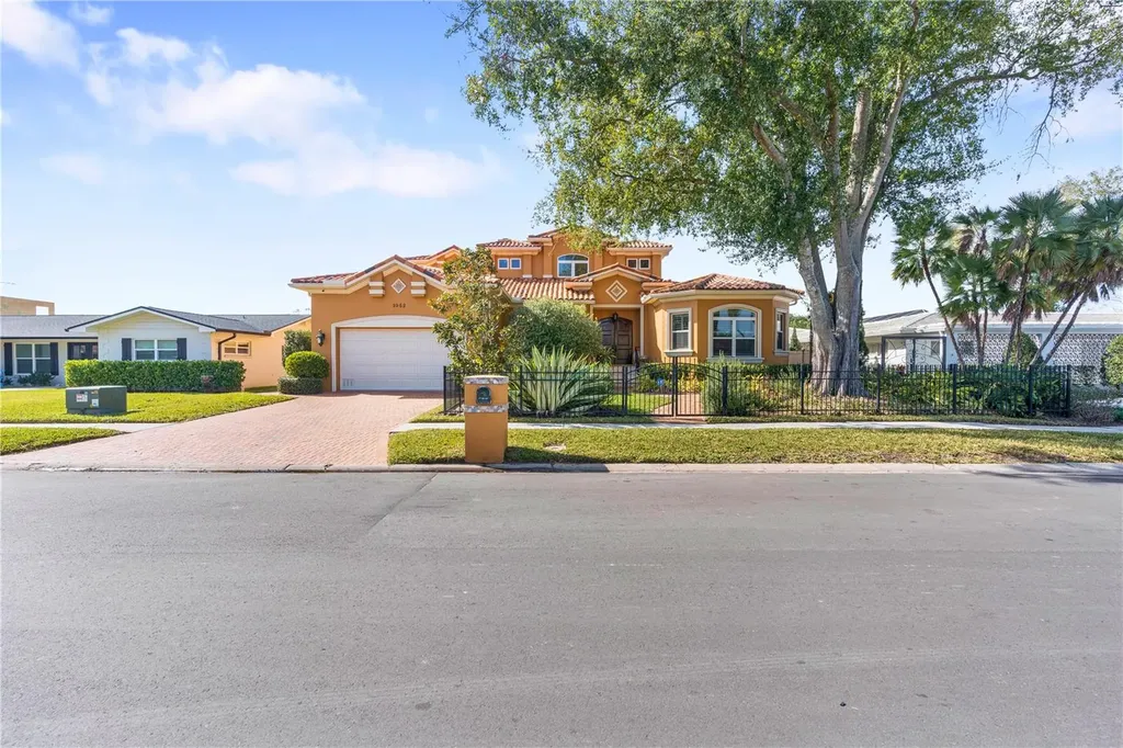 3952 Versailles Drive Tampa FL 33634