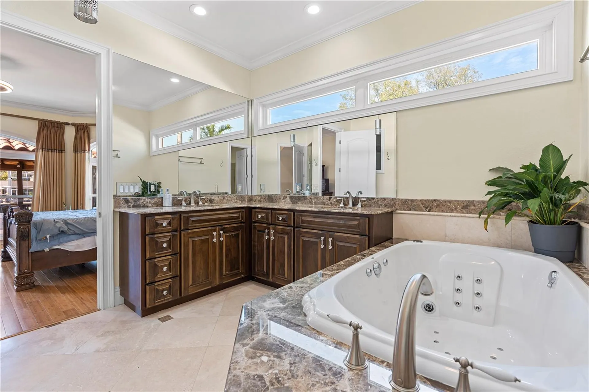 3952 Versailles Drive Tampa FL 33634