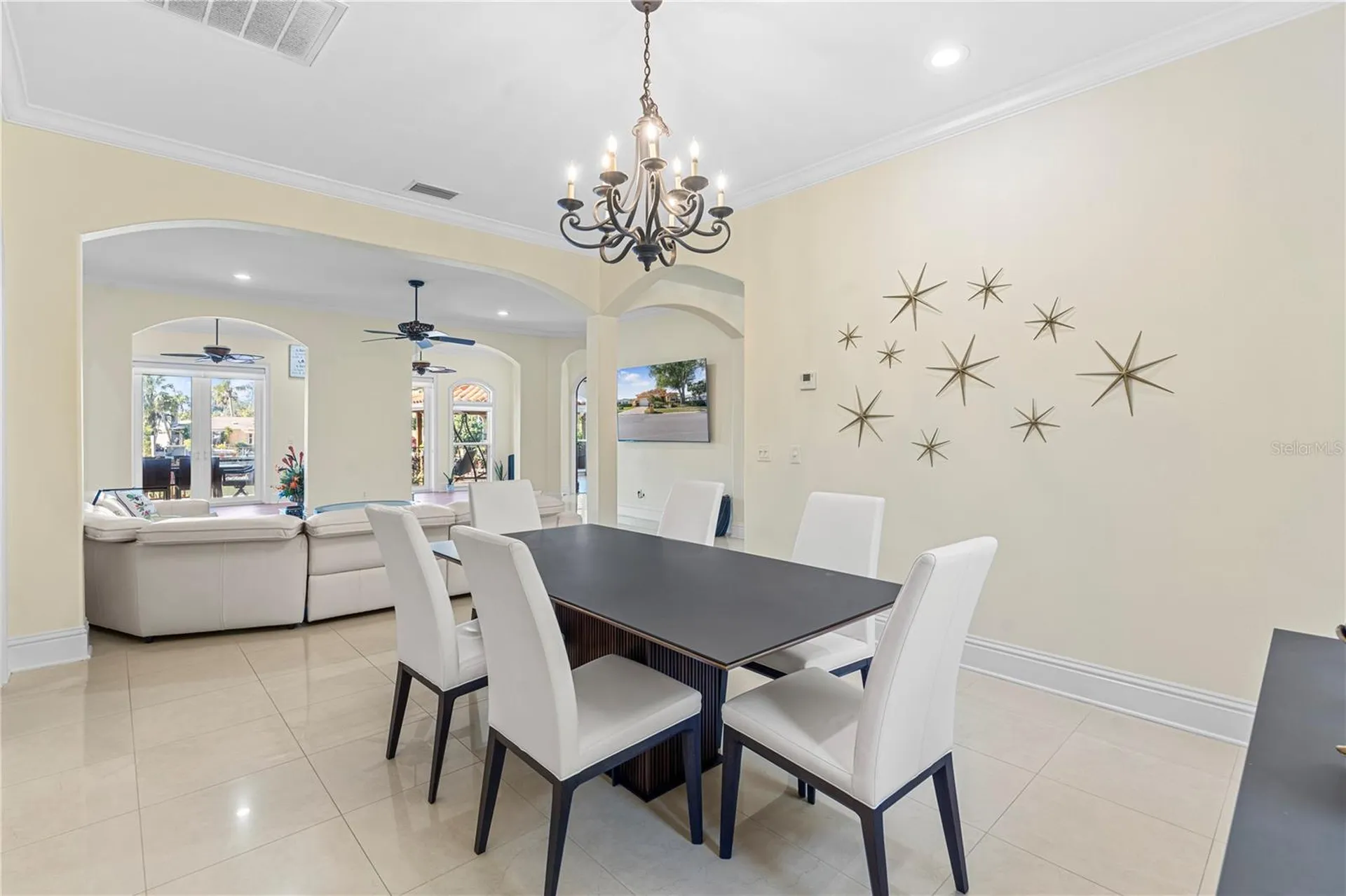 3952 Versailles Drive Tampa FL 33634