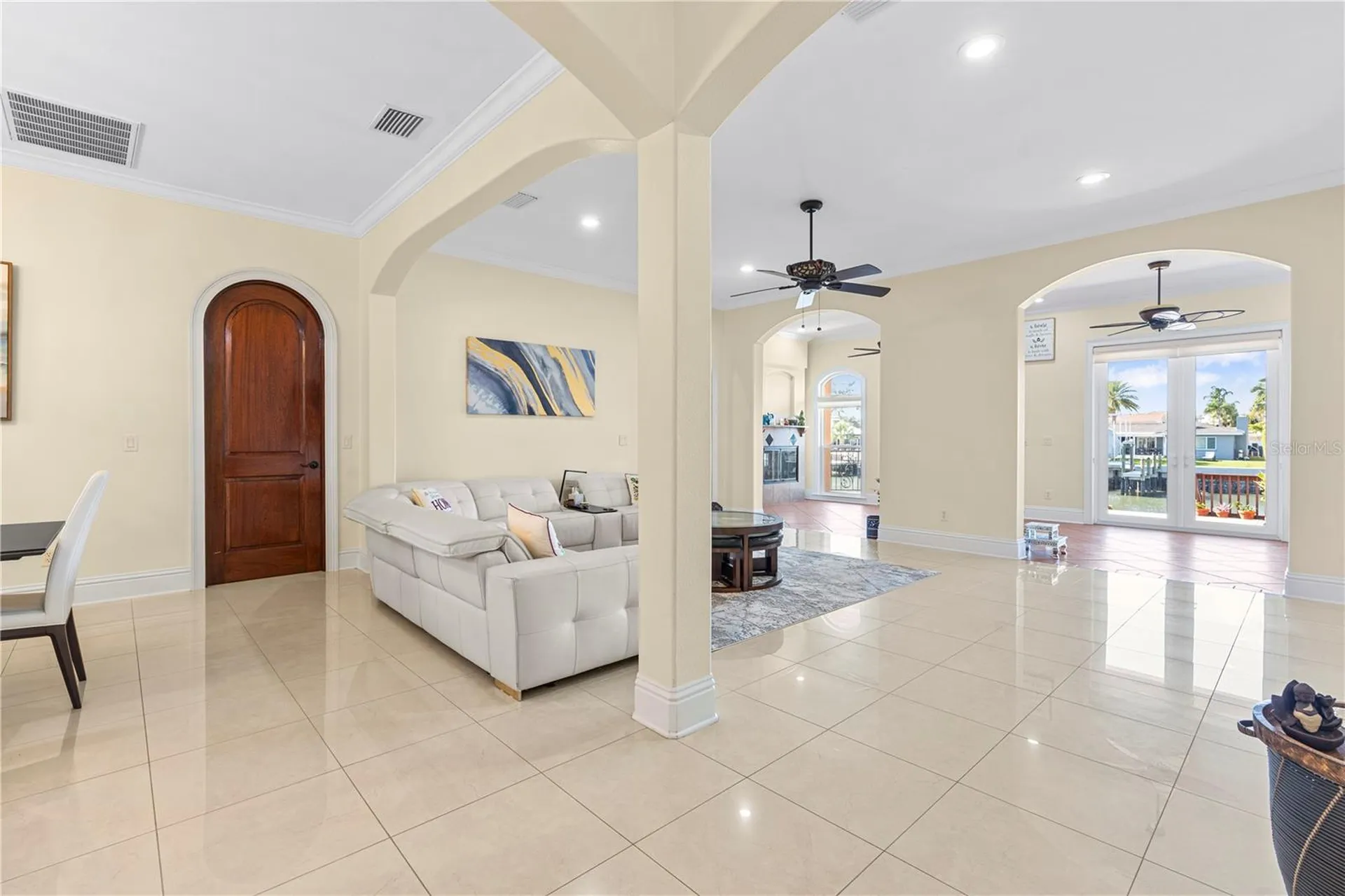 3952 Versailles Drive Tampa FL 33634