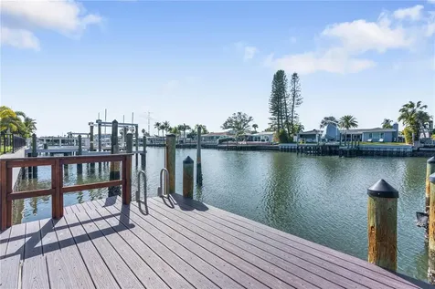 3952 Versailles Drive Tampa FL 33634