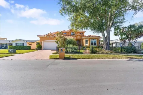 3952 Versailles Drive Tampa FL 33634