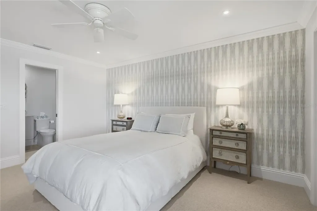 600 Manatee Avenue Holmes Beach FL 34217