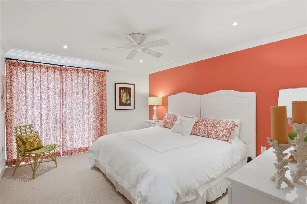 600 Manatee Avenue Holmes Beach FL 34217