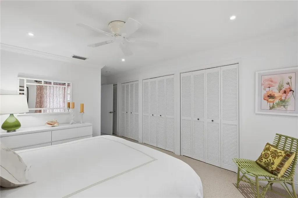 600 Manatee Avenue Holmes Beach FL 34217