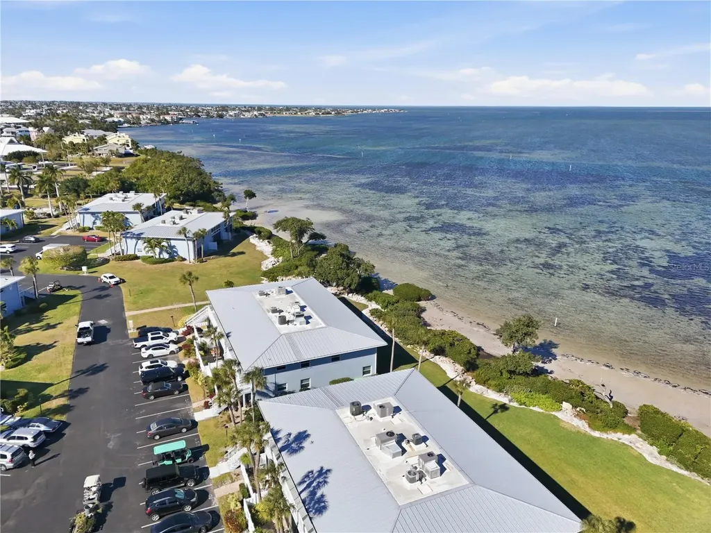 600 Manatee Avenue Holmes Beach FL 34217