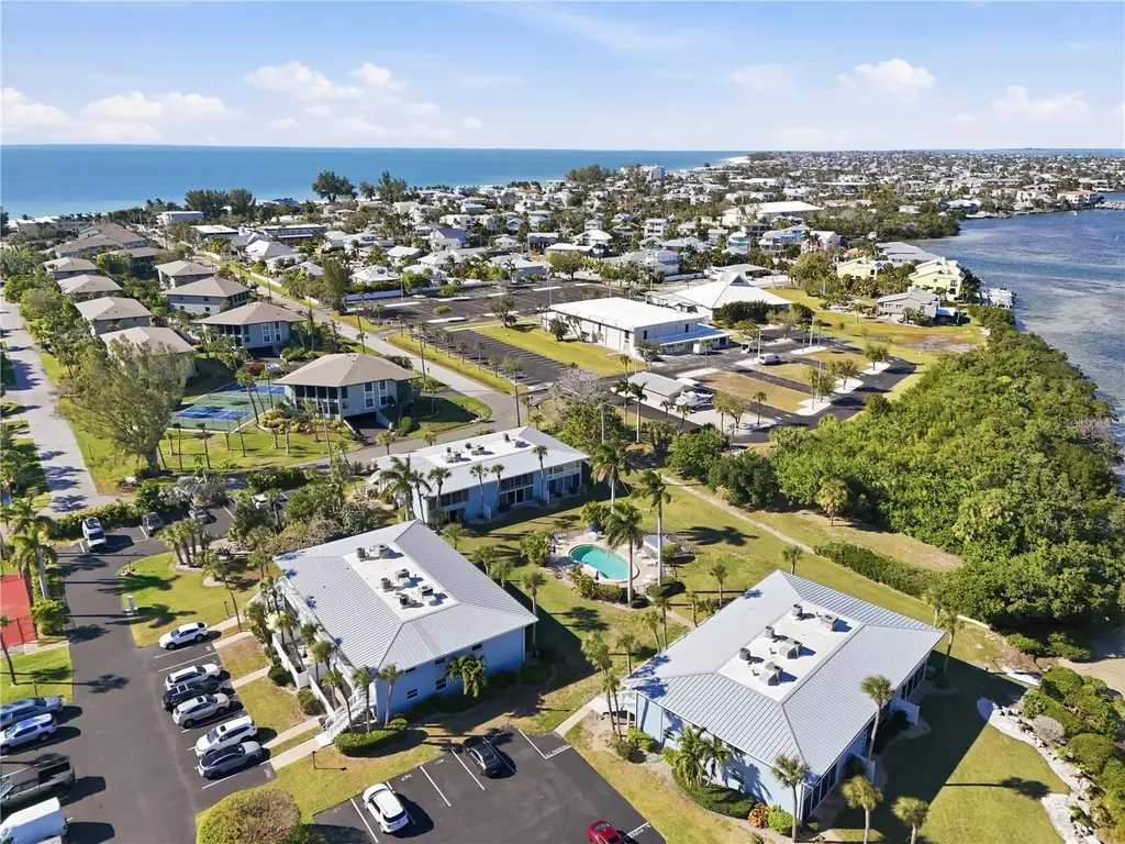 600 Manatee Avenue Holmes Beach FL 34217