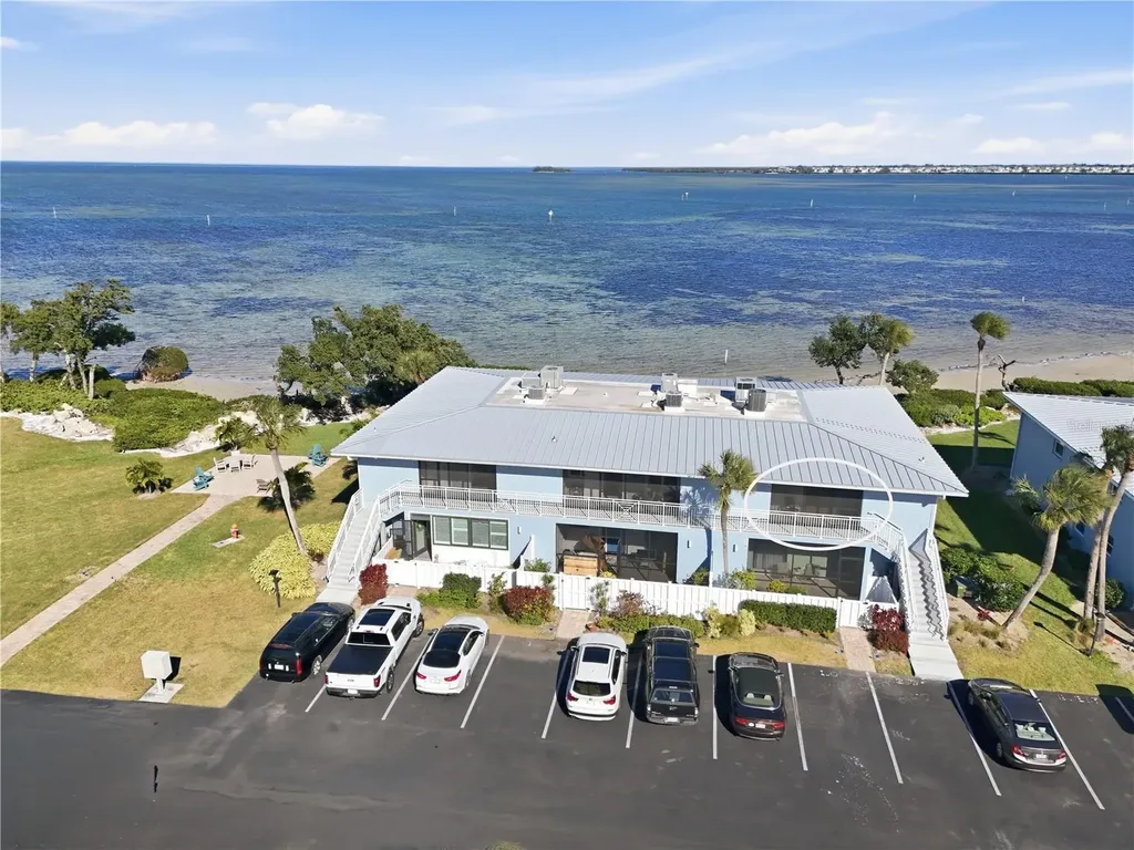 600 Manatee Avenue Holmes Beach FL 34217