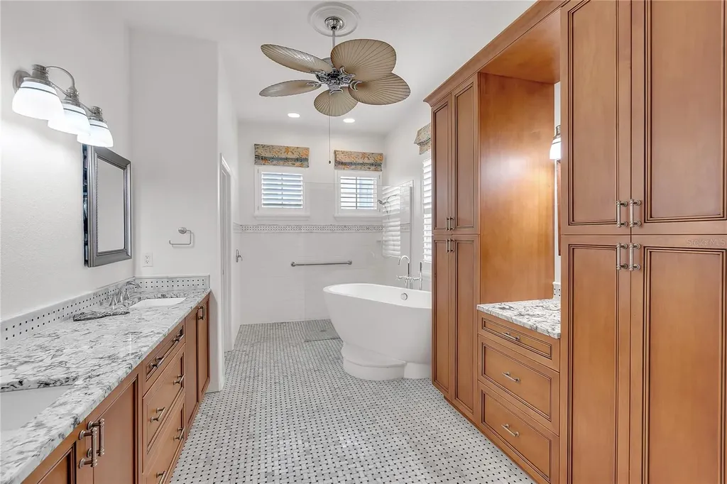 4616 Blue Marlin Drive Bradenton FL 34208