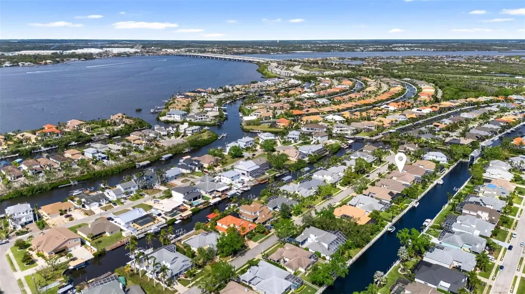 4616 Blue Marlin Drive Bradenton FL 34208
