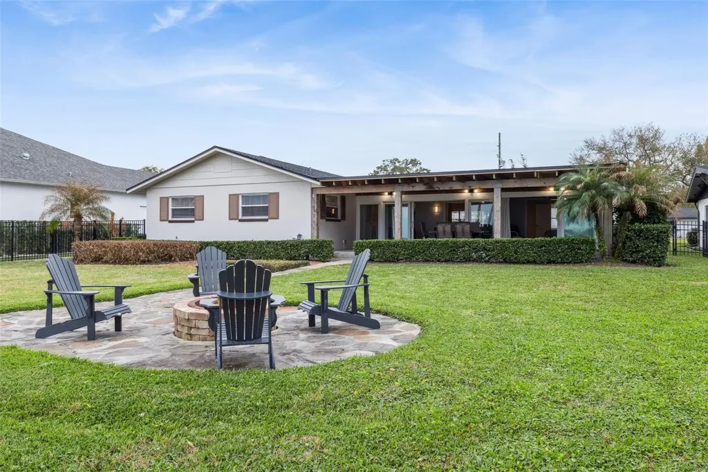 6007 Linneal Beach Drive Apopka FL 32703
