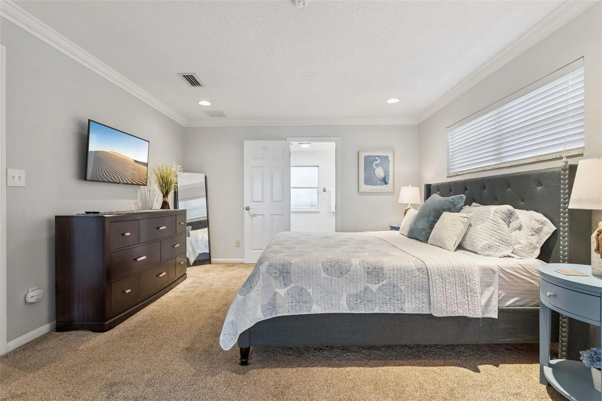 6007 Linneal Beach Drive Apopka FL 32703