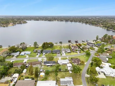 6007 Linneal Beach Drive Apopka FL 32703