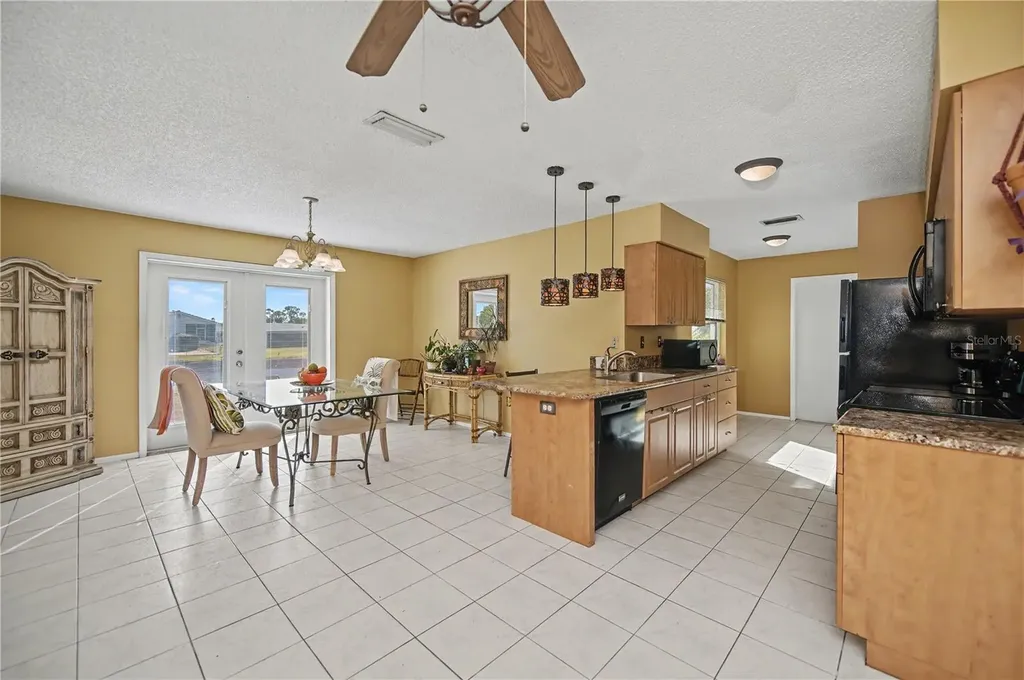 242 Annapolis Lane Rotonda West FL 33947