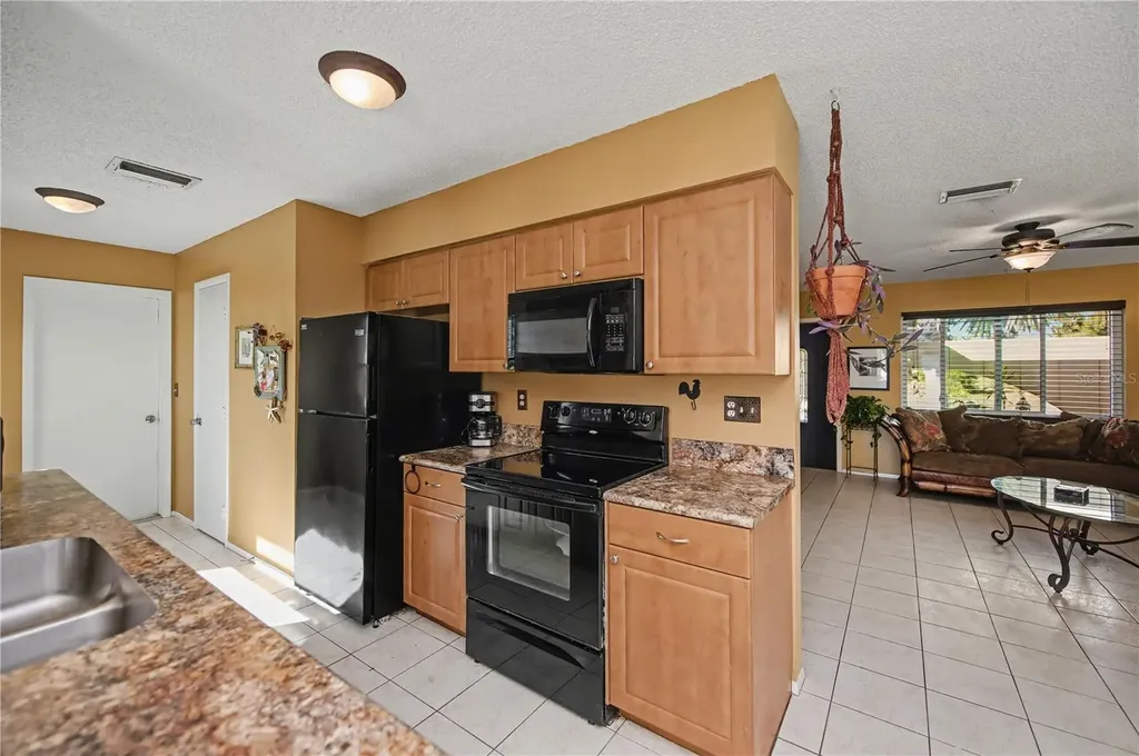 242 Annapolis Lane Rotonda West FL 33947