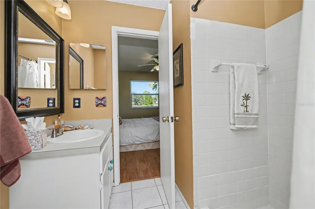 242 Annapolis Lane Rotonda West FL 33947