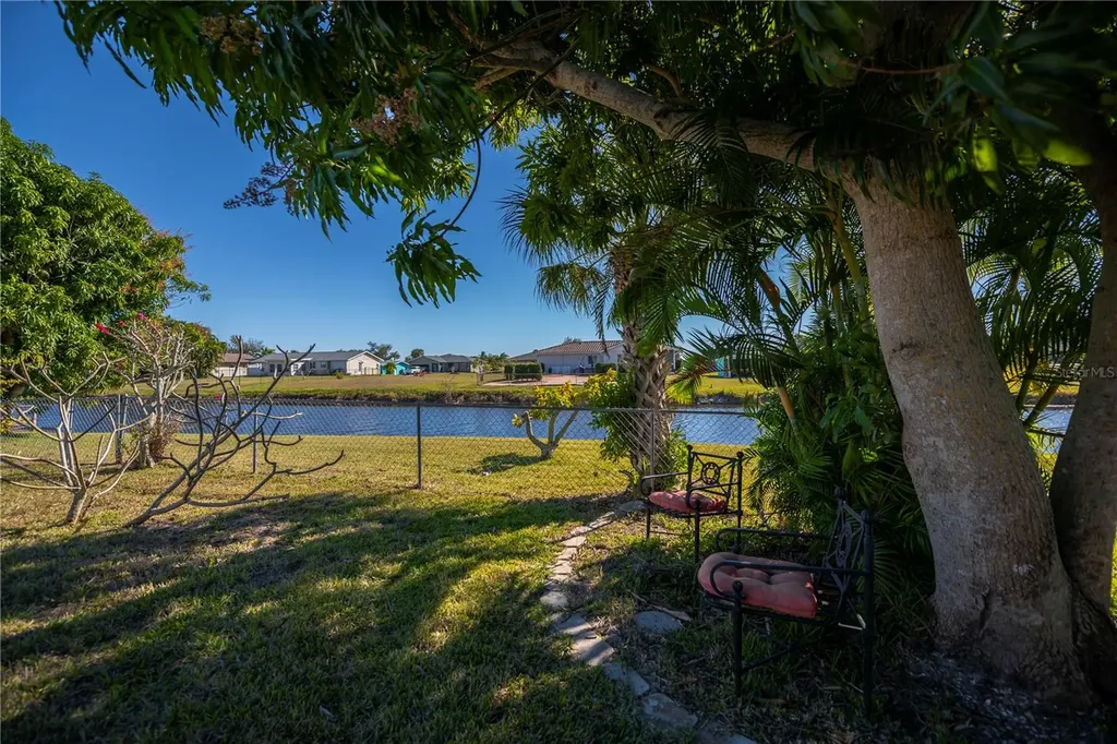 242 Annapolis Lane Rotonda West FL 33947