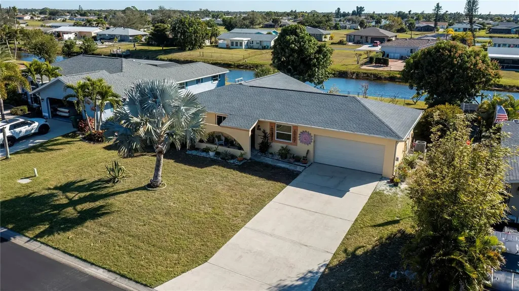 242 Annapolis Lane Rotonda West FL 33947