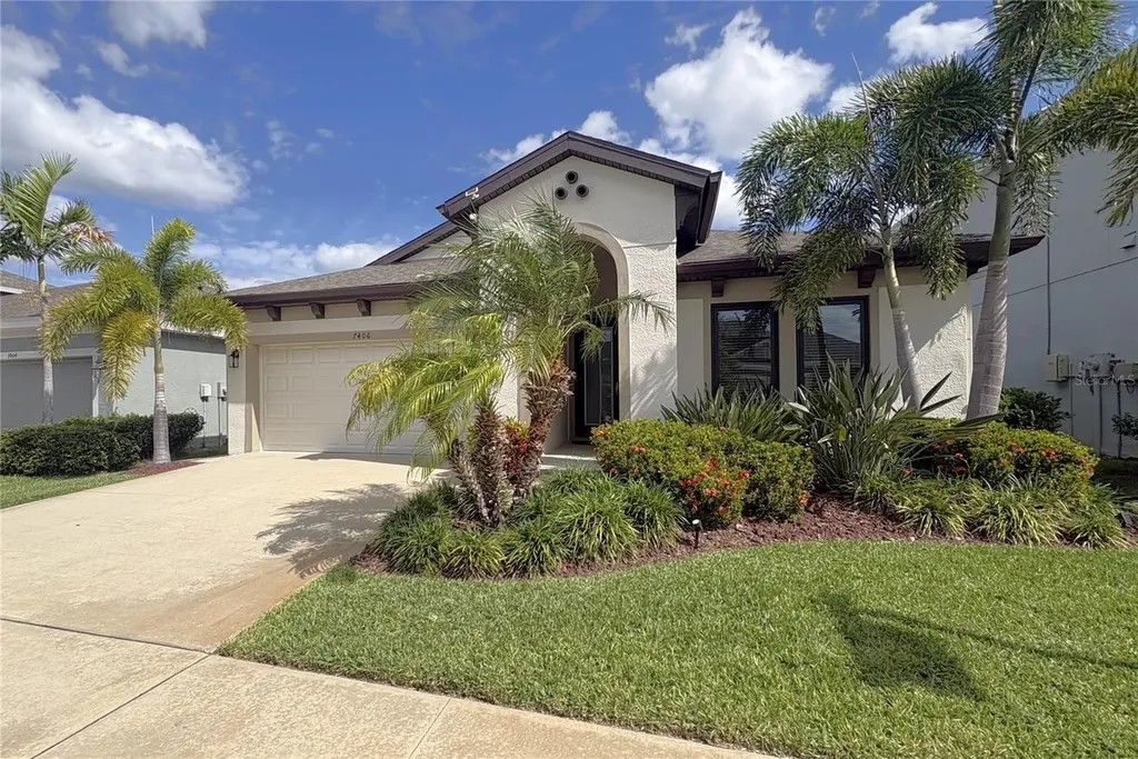 7406 Futura Place Apollo Beach FL 33572