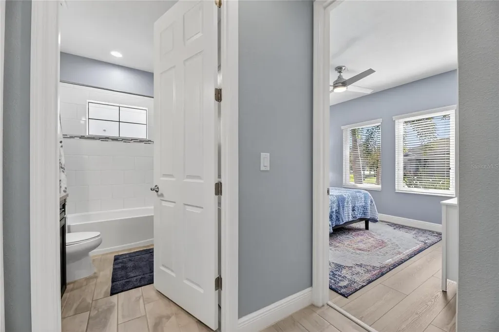 7406 Futura Place Apollo Beach FL 33572