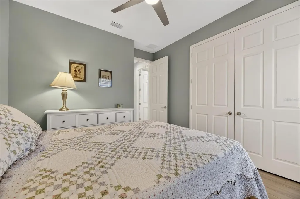 7406 Futura Place Apollo Beach FL 33572