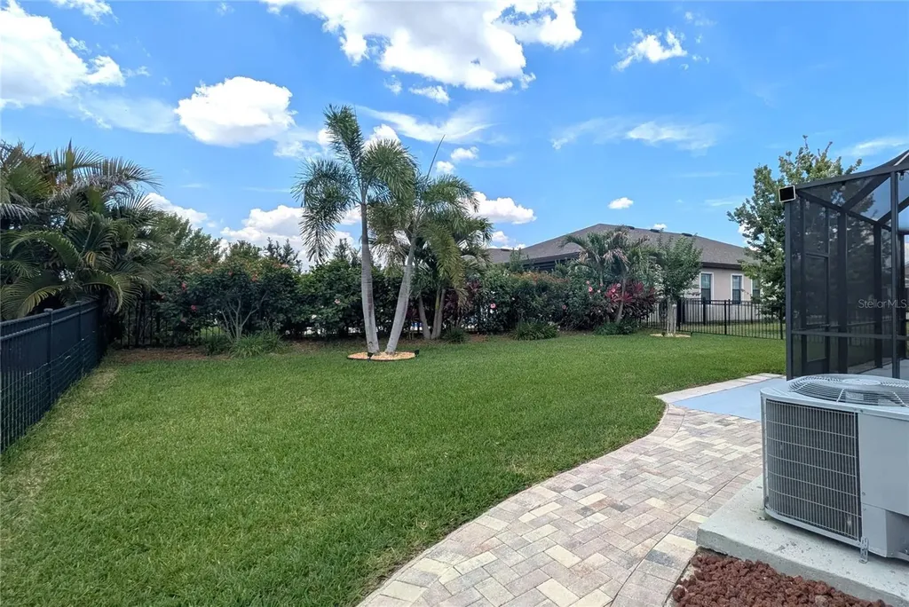 7406 Futura Place Apollo Beach FL 33572