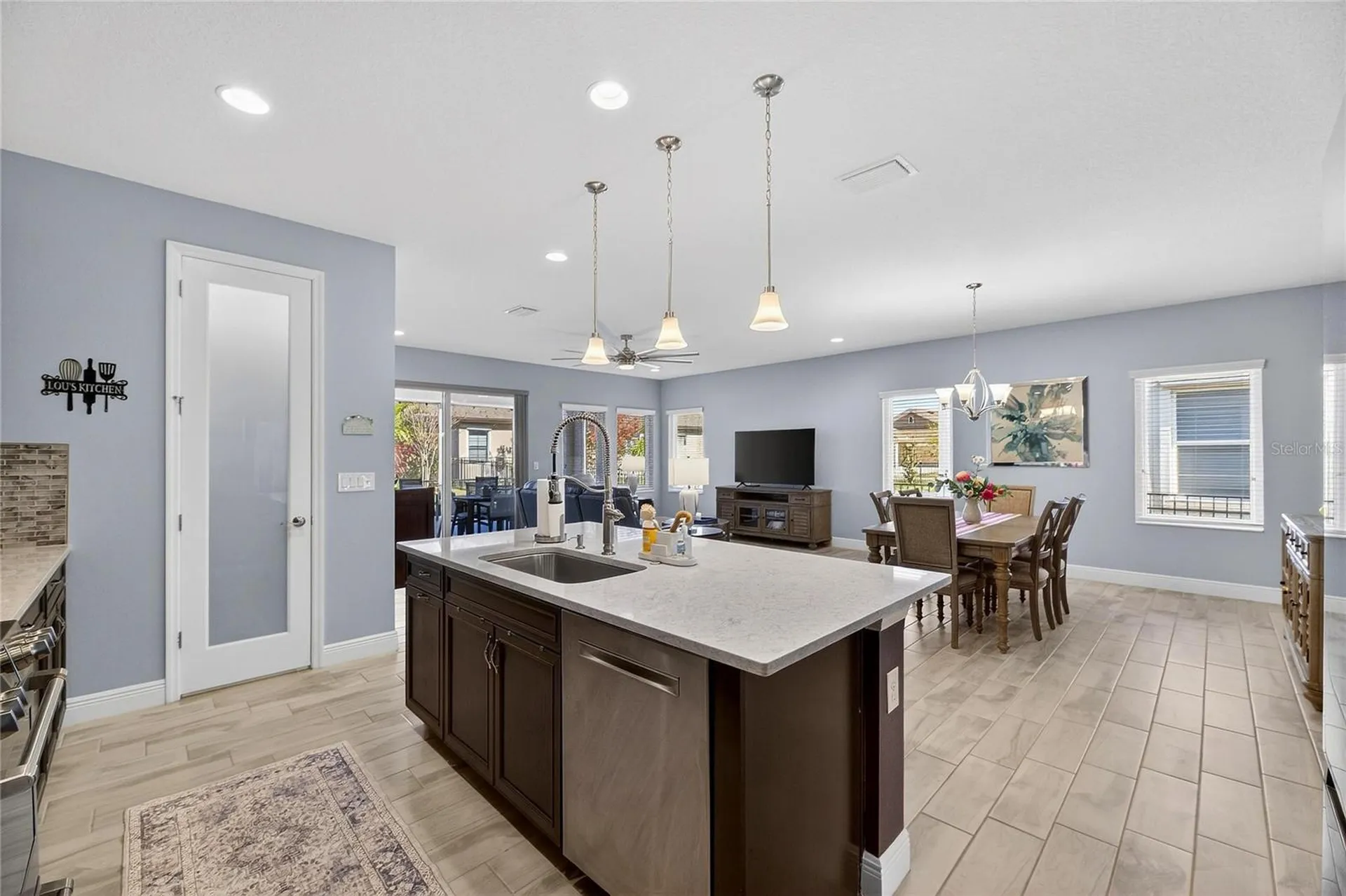 7406 Futura Place Apollo Beach FL 33572