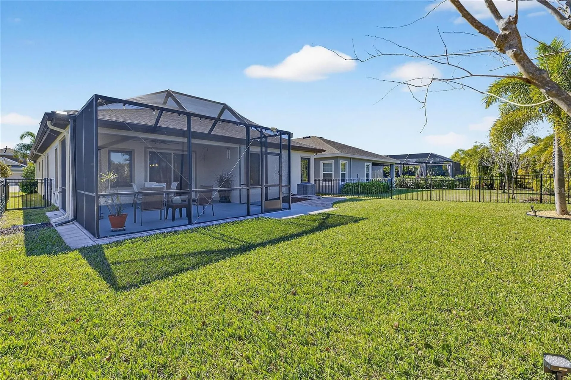 7406 Futura Place Apollo Beach FL 33572