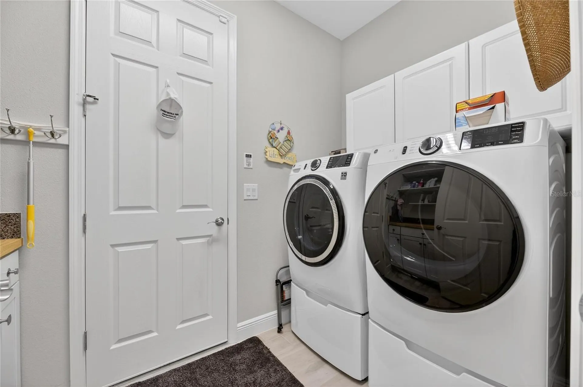 7406 Futura Place Apollo Beach FL 33572