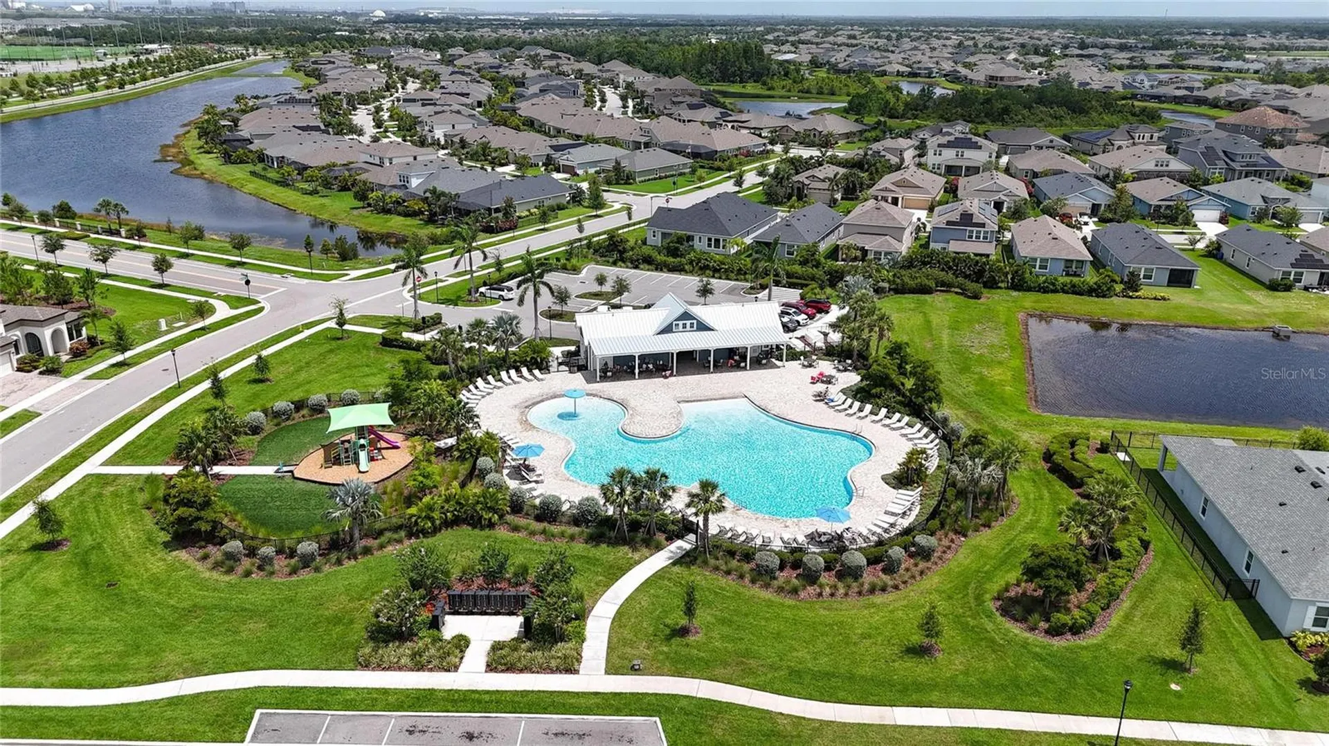 7406 Futura Place Apollo Beach FL 33572