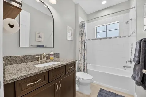 7406 Futura Place Apollo Beach FL 33572
