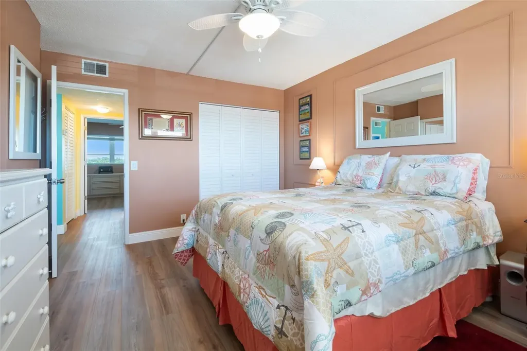1847 Shore Drive S South Pasadena FL 33707