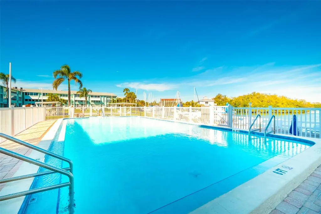 1847 Shore Drive S South Pasadena FL 33707