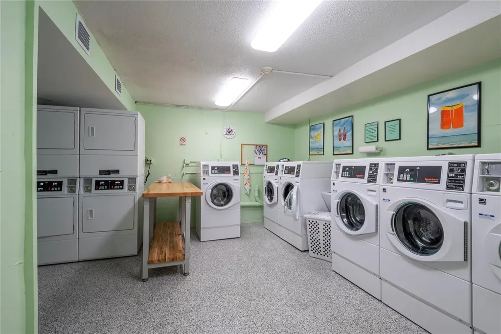 1847 Shore Drive S South Pasadena FL 33707