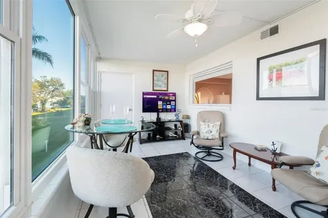 1847 Shore Drive S South Pasadena FL 33707