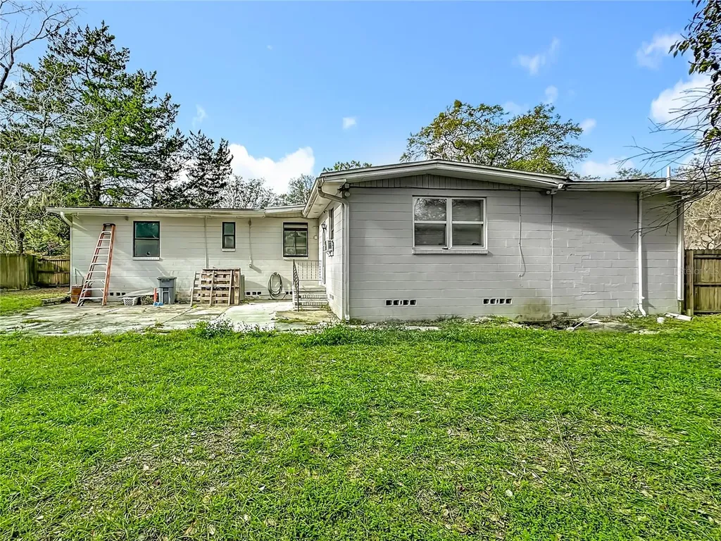 6875 Restlawn Drive Jacksonville FL 32208