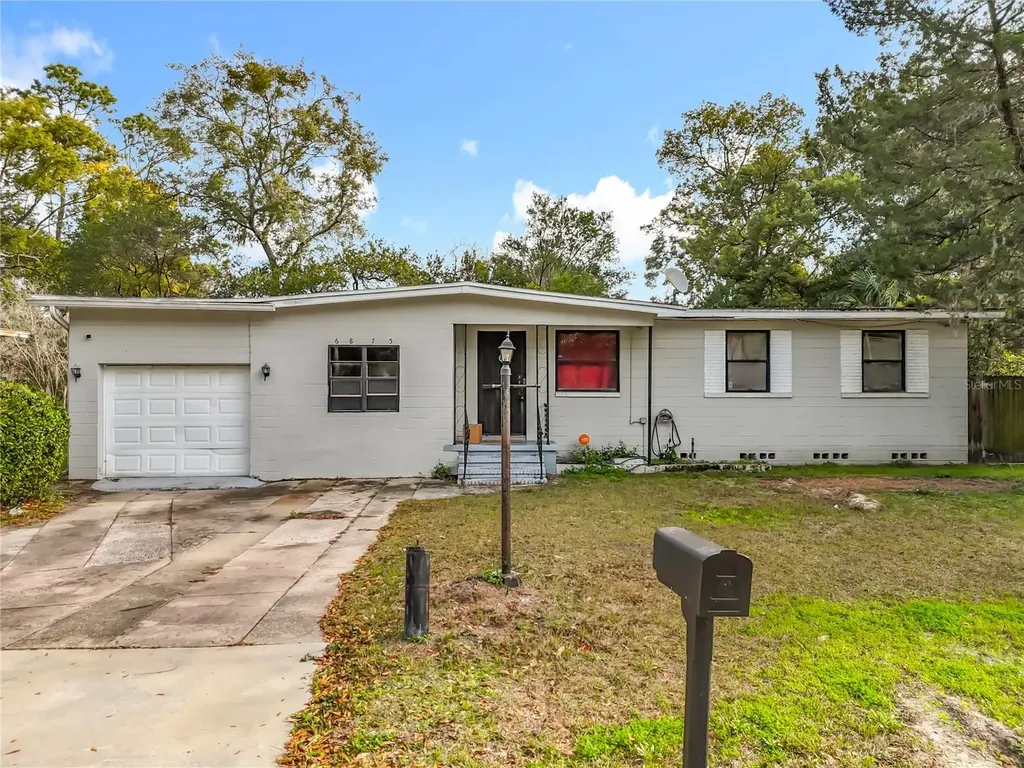 6875 Restlawn Drive Jacksonville FL 32208