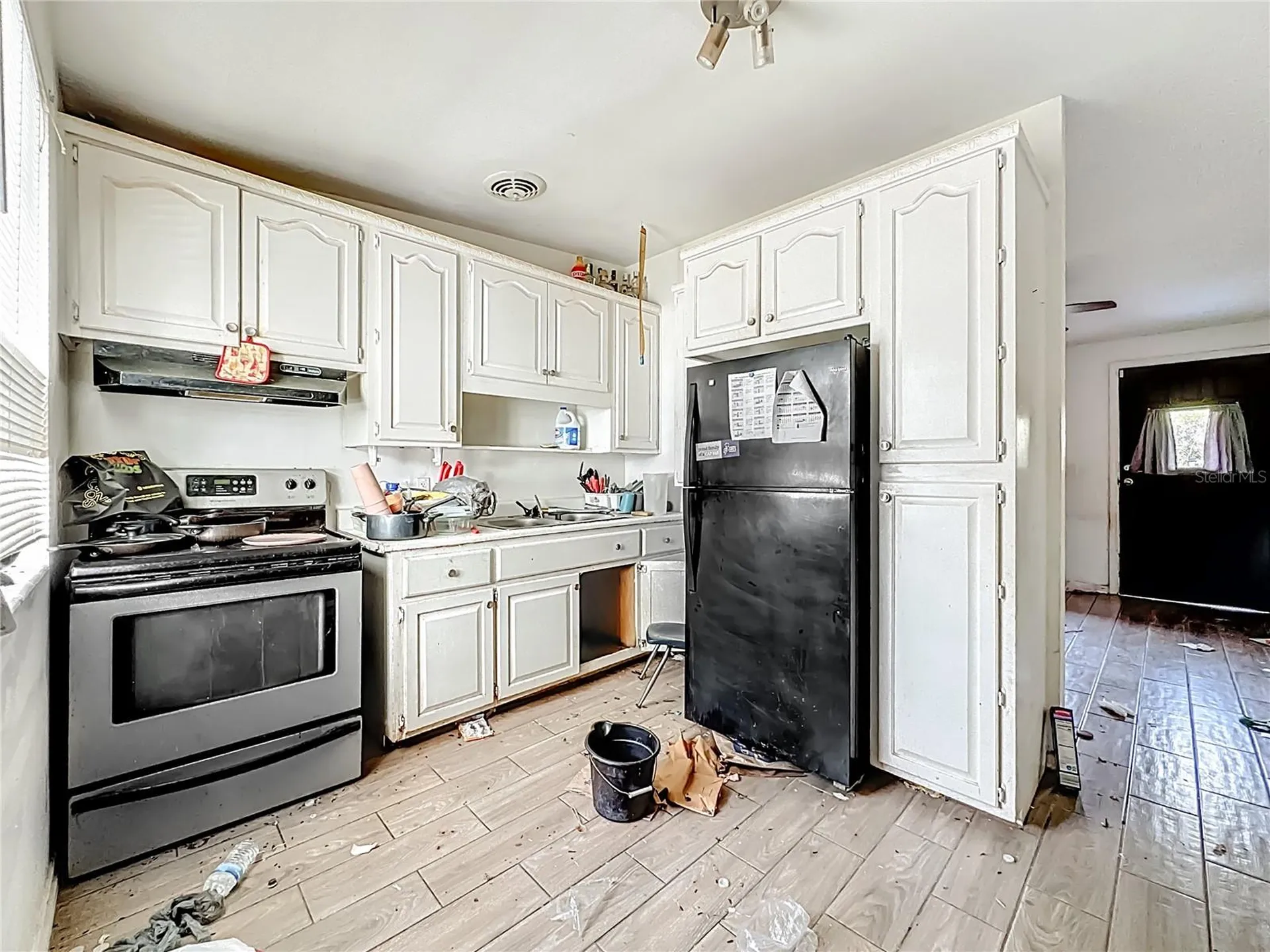 6875 Restlawn Drive Jacksonville FL 32208
