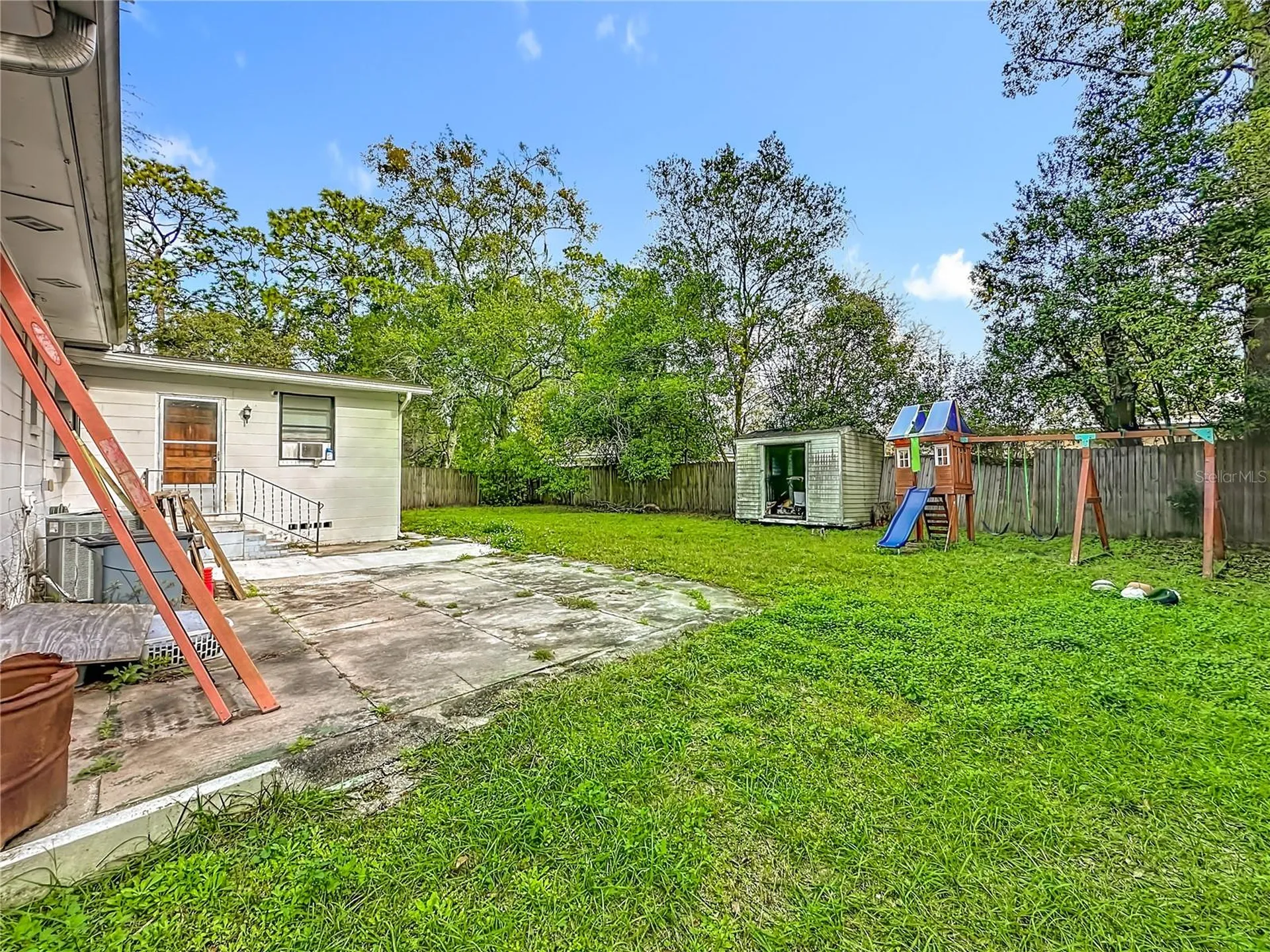 6875 Restlawn Drive Jacksonville FL 32208