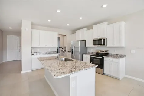 10864 Tally Fawn Loop San Antonio FL 33576