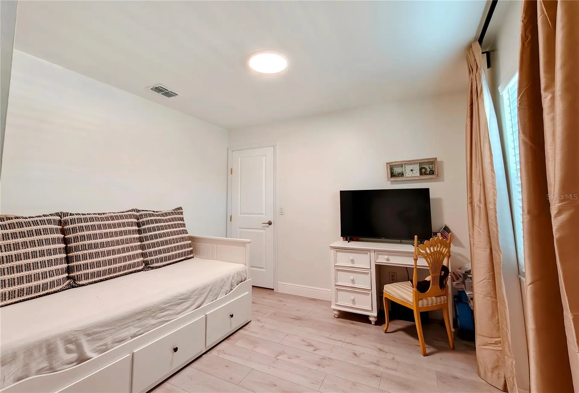 49 W Marbrisa Way Kissimmee FL 34743