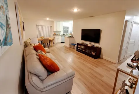 49 W Marbrisa Way Kissimmee FL 34743