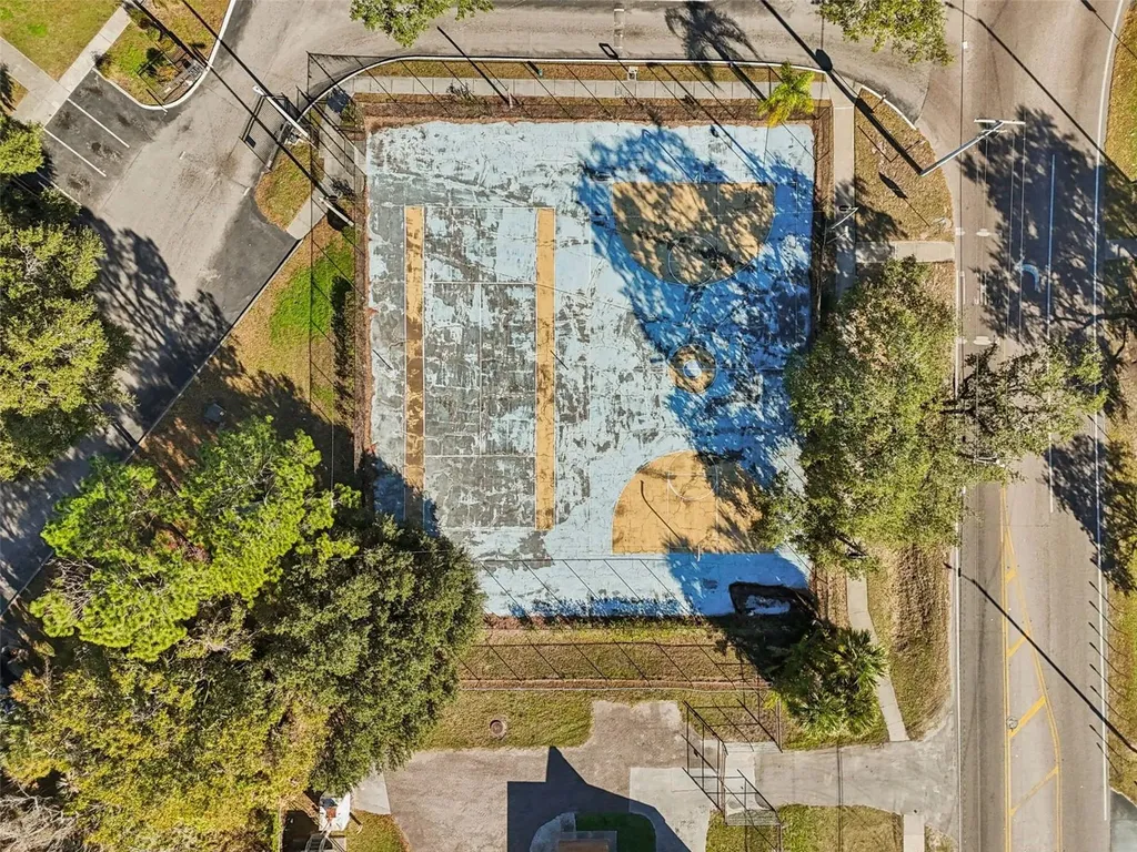 7015 Waterside Drive Tampa FL 33617
