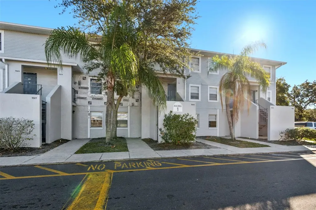 7015 Waterside Drive Tampa FL 33617